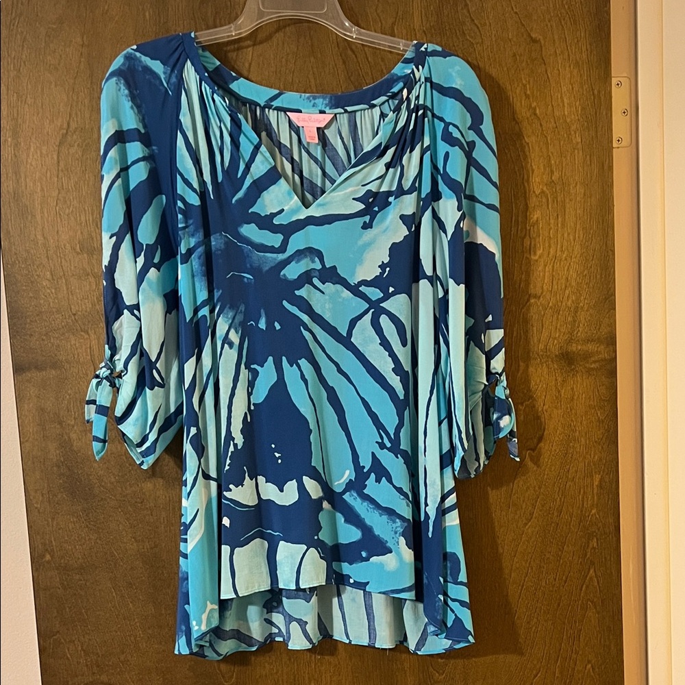 Lilly Pulitzer Top Women's Large Inky Sleeve Sparkling Blue Tropical